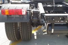 北奔 V3M重卡 350马力 6X2 天然气牵引车(ND4240L27J7Z01)