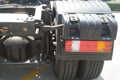 北奔 V3HT重卡 430马力 6X4自动挡牵引车(缓速器)(AMT手自一体)(ND4253B34J7)