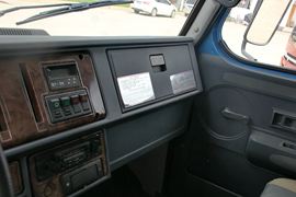 时骏D260(原王子)&nbsp;自卸车驾驶室                                               图片