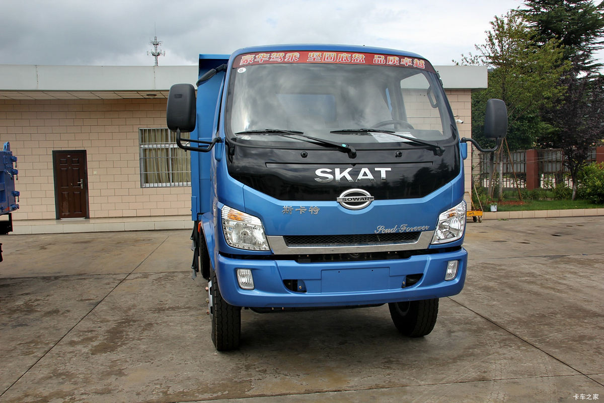 ʱ�� ˹�����Ῠ 129���� 4X2 3.7����ж��(LFJ3045G7)���                                                