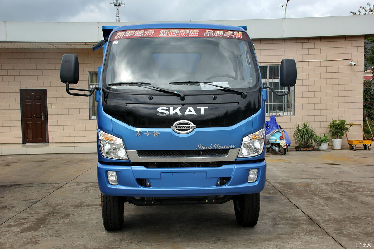 ʱ�� ˹�����Ῠ 129���� 4X2 3.7����ж��(LFJ3045G7)���                                                