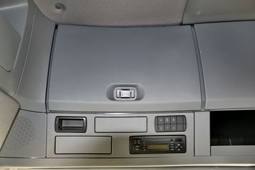  ŷGTL 6ϵؿ ܰ 460 6X4ǣ(BJ4259SNFKB-XF)ͼƬ