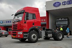 青岛解放 悍V重卡 350马力 4X2牵引车(CA4183P1K2E4A80)