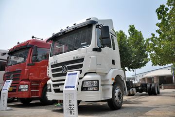 陕汽重卡 德龙新M3000 270马力 6X2 9.6米厢式载货车(AMT)(SX5200XXYMA)