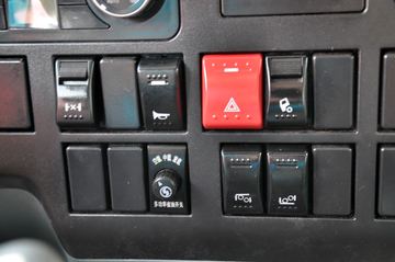 �����ؿ� ����X3000 270���� 6X2 9.55����ʽ�ػ���(SX5200XXYXA)ͼƬ