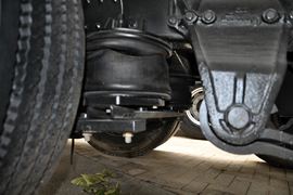 德龙X3000&nbsp;载货车底盘                                                图片