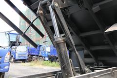 中国重汽 豪曼H3 140马力 4.7米自卸车(ZZ3168G17DB1)