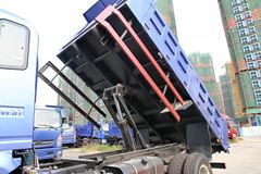 中国重汽 豪曼H3 140马力 4.7米自卸车(ZZ3168G17DB1)