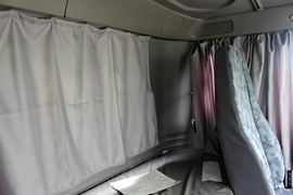 瑞沃Q9&nbsp;自卸车驾驶室                                               图片