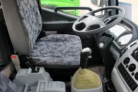 瑞沃Q5&nbsp;载货车驾驶室                                               图片