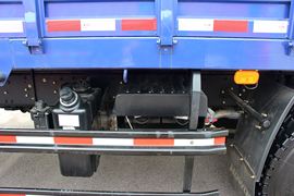 瑞沃Q5&nbsp;载货车底盘                                                图片