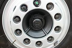 福田 瑞沃Q5中卡 220马力 6X2 9.5米栏板载货车(BJ1255VNPHP-1)