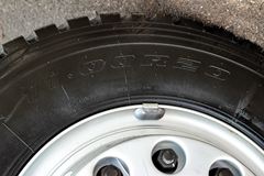 福田 瑞沃Q5中卡 220马力 6X2 9.5米栏板载货车(BJ1255VNPHP-1)