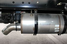 瑞沃中型&nbsp;自卸车底盘                                                图片