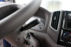 福田瑞沃 金刚Q3 工程型 141马力 4米自卸车(BJ3145DJPFA-1)