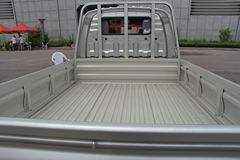 福田 伽途T3 基本型 1.3L 87马力 汽油 2.1米双排微卡(BJ1036V4AV5-D2)