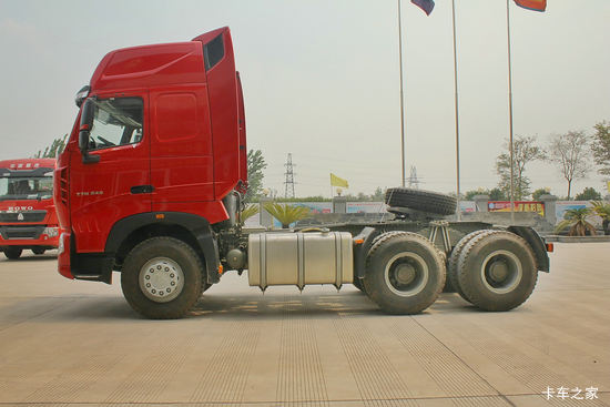 й HOWOؿ 380 6X4ǣ(ZZ4257N3247E1B)