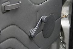 福田时代 驭菱V1 1.8L 68马力 柴油 双排栏板微卡(BJ1030V5AA4-X3)