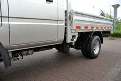 福田时代 驭菱V1 1.8L 68马力 柴油 双排栏板微卡(BJ1030V5AA4-X3)