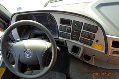 福田 欧曼GTL 6系重卡 310马力 8X4 9.5米仓栅式载货车(BJ5319CCY-XJ)