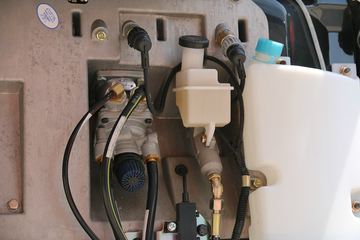 �ൺ��� JH6�ؿ� 460���� 6X4ǣ����ͼƬ