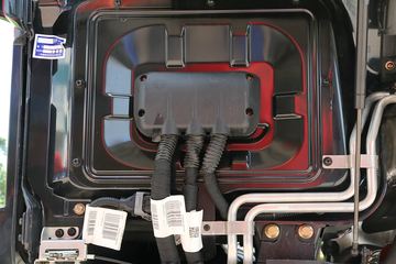 �ൺ��� JH6�ؿ� 460���� 6X4ǣ����ͼƬ