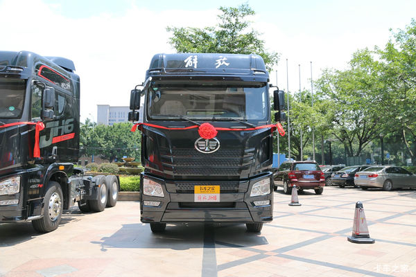 解放JH6牵引车宁波市火热促销中 让利高达0.3万