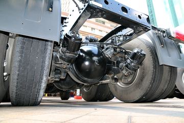 �ൺ��� JH6�ؿ� 460���� 6X4ǣ����ͼƬ