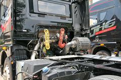 青岛解放 JH6重卡 460马力 6X4牵引车(CA4250P25K2T1E4)