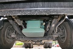 青岛解放 JH6重卡 460马力 6X4牵引车(CA4250P25K2T1E4)