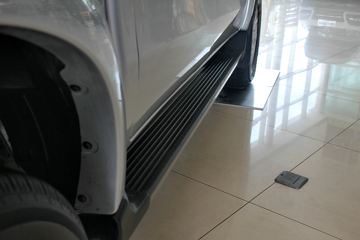 ���� �� 2015�� 2.4T���� ���� ˫��Ƥ�� ������ͼƬ