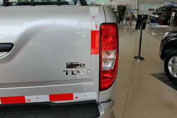 ���� �� 2015�� 2.4T���� ���� ˫��Ƥ�� ������ͼƬ