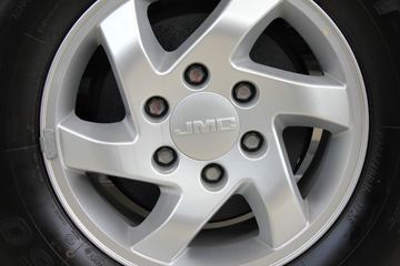 ���� �� 2015�� 2.4T���� ���� ˫��Ƥ�� ������ͼƬ