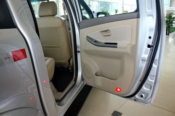 ���� �� 2015�� 2.4T���� ���� ˫��Ƥ�� ������ͼƬ