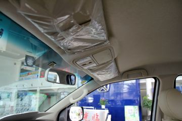 ���� �� 2015�� 2.4T���� ���� ˫��Ƥ�� ������ͼƬ