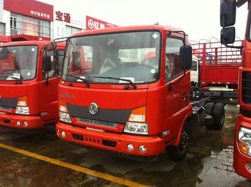 东风商用车 嘉运 120马力 4.1米单排轻卡底盘(DFH1100BX)