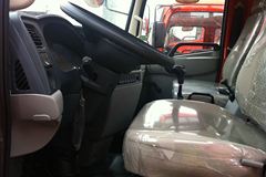 东风商用车 嘉运 120马力 4.1米单排轻卡底盘(DFH1100BX)