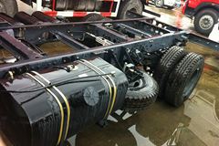 东风商用车 嘉运 120马力 4.1米单排轻卡底盘(DFH1100BX)