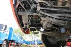 东风特商 240马力 8X2 6.8米自卸车(EQ3319GF3)