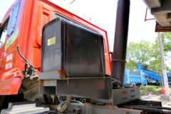 东风特商 240马力 8X2 6.8米自卸车(EQ3319GF3)