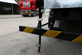 奥铃CTX&nbsp;爆破器材运输车底盘图片