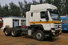 中国重汽 HOWO重卡 380马力 6X4 CNG牵引车(天然气运输车)(ZZ4257N3847E1CB)