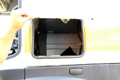中国重汽 HOWO重卡 380马力 6X4 CNG牵引车(天然气运输车)(ZZ4257N3847E1CB)
