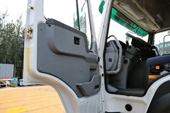 中国重汽 HOWO重卡 380马力 6X4 CNG牵引车(天然气运输车)(ZZ4257N3847E1CB)