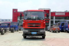 东风柳汽 乘龙重卡 220马力 4X2牵引车(LZ4150M3AA)