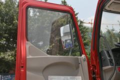 东风柳汽 乘龙重卡 220马力 4X2牵引车(LZ4150M3AA)