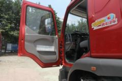 东风柳汽 乘龙重卡 220马力 4X2牵引车(LZ4150M3AA)