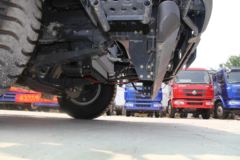 东风柳汽 乘龙重卡 220马力 4X2牵引车(LZ4150M3AA)