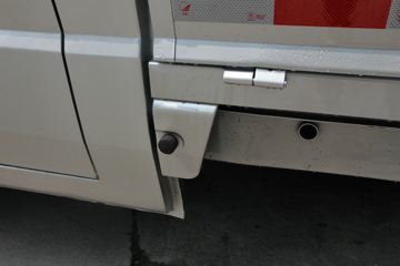 ���� �ٹ�С�� 1.2L 82���� ���� 2.71�׵���΢��(LZW1029BCYA)ͼƬ