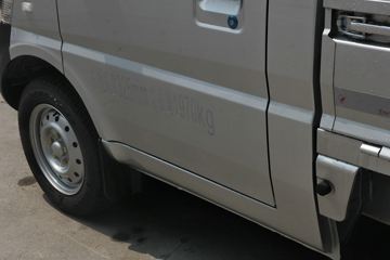 ���� �ٹ�С�� 1.2L 82���� ���� 2.71�׵���΢��(LZW1029BCYA)ͼƬ